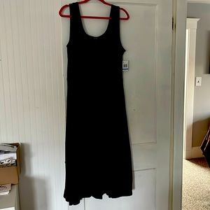 Beautiful navy MSK dress with tags. Has pockets that fit your phone. Size XL.